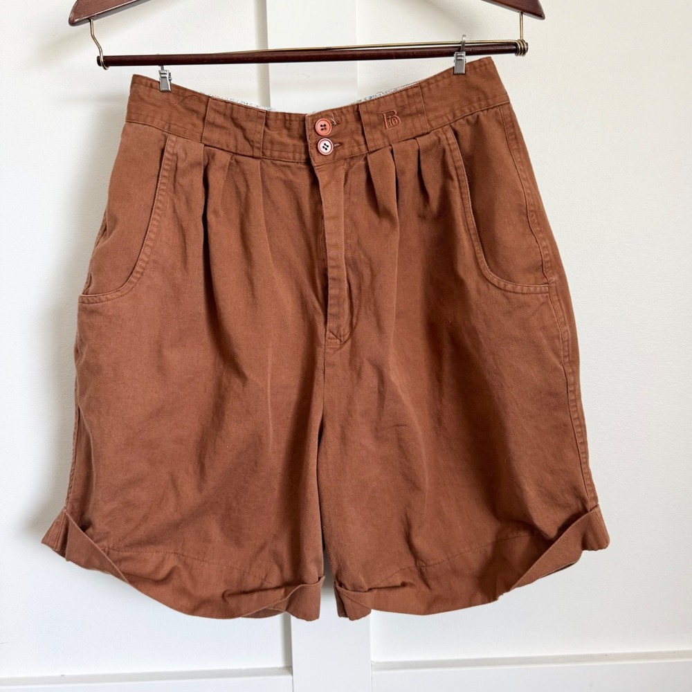 Browning St. brand, high-waisted shorts w/ pleats